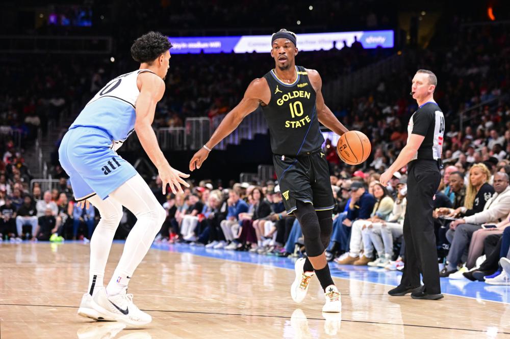 外线防守于 外线防守于