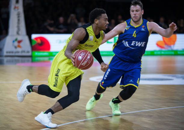 自年以来，英格兰首发首次没有曼联、曼城或利物浦的球员.