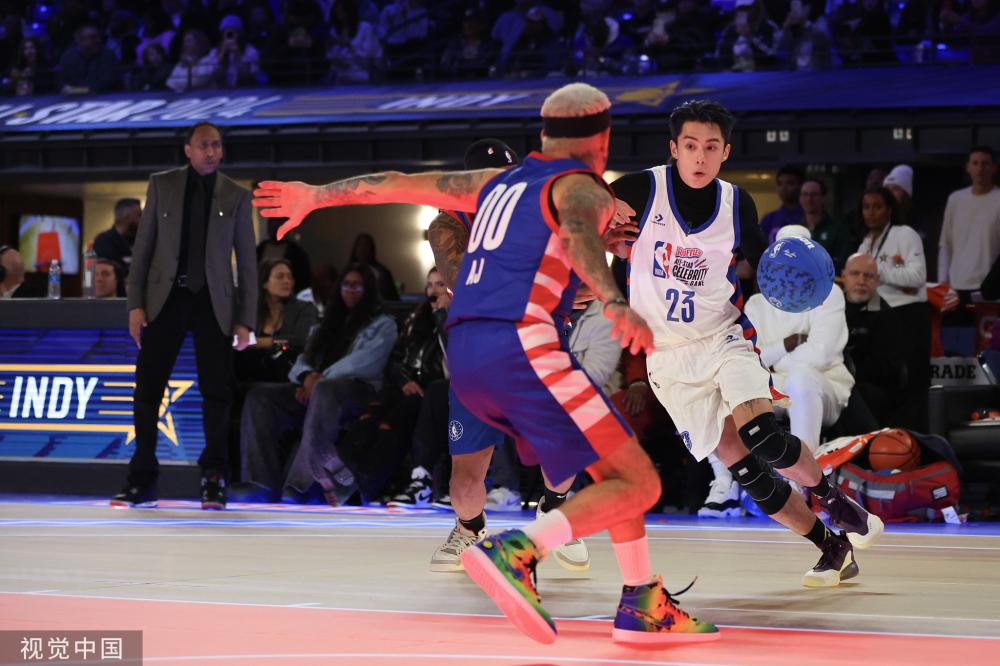 与球队续约 与球队续约